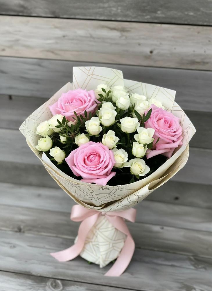 Букет цветов из: Розы в Вишняково