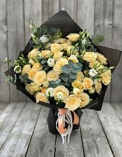 Букет цветов из:  Розы и Лизиантусы в Вишняково