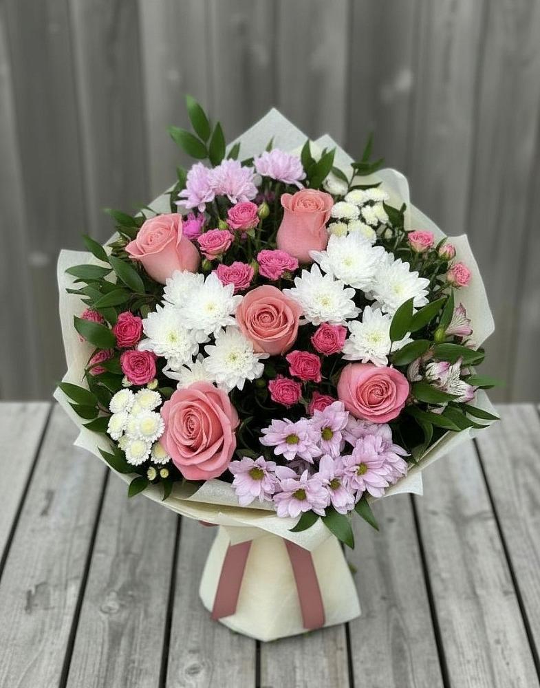 Букет цветов из: Альстромерии, Гвоздики, Розы и Хризантемы в Вишняково