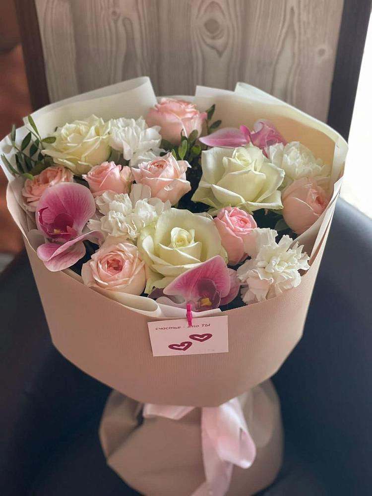 Букет цветов из: Орхидеи, Розы и Гвоздики в Вишняково