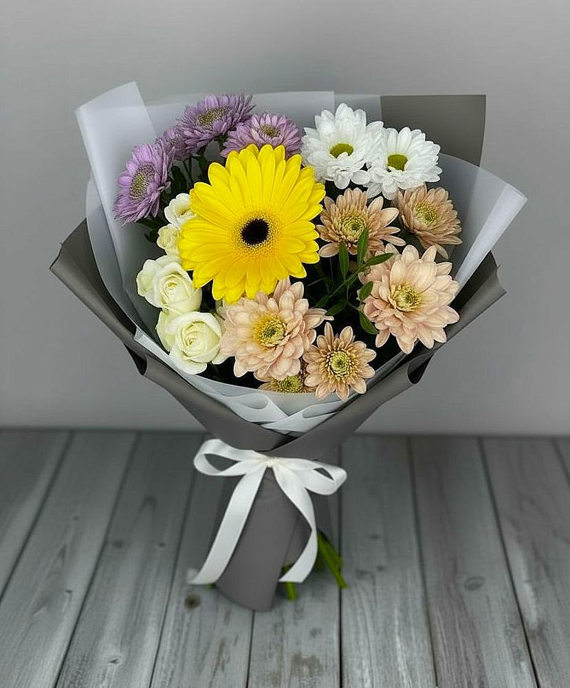 Букет цветов из: Розы, Герберы и Хризантемы в Вишняково