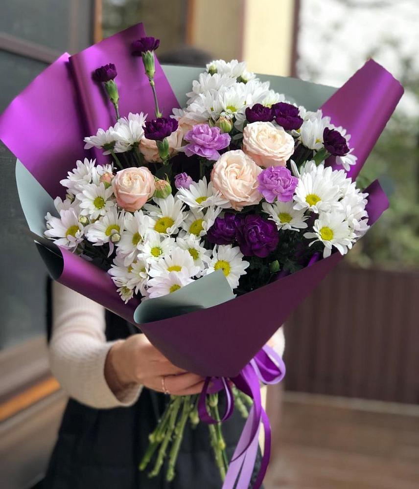 Букет цветов из: Хризантемы, Гвоздики и Розы в Вишняково