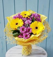 Букет цветов из:  Хризантемы и Герберы в Вишняково