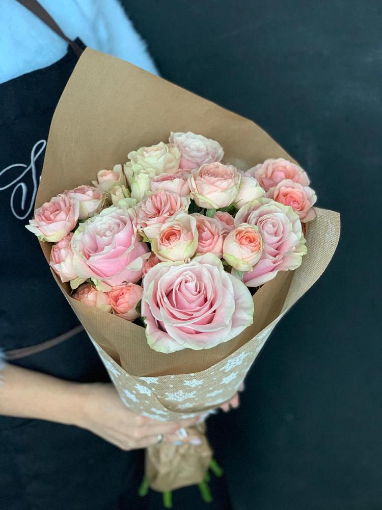 Букет цветов из: Хризантемы и Розы в Вишняково