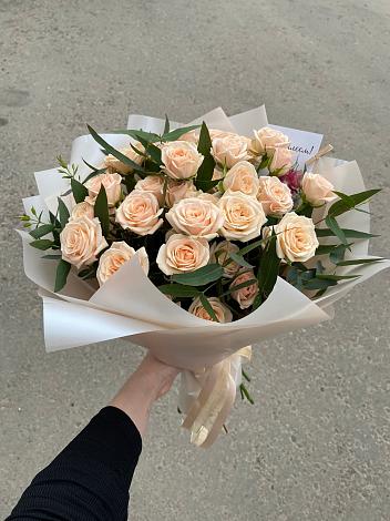 Букет Кремовые розы Латте в Вишняково