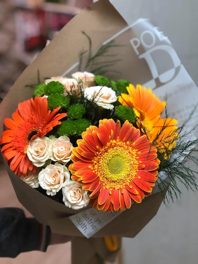 Букет цветов из: Герберы, Хризантемы и Розы в Вишняково